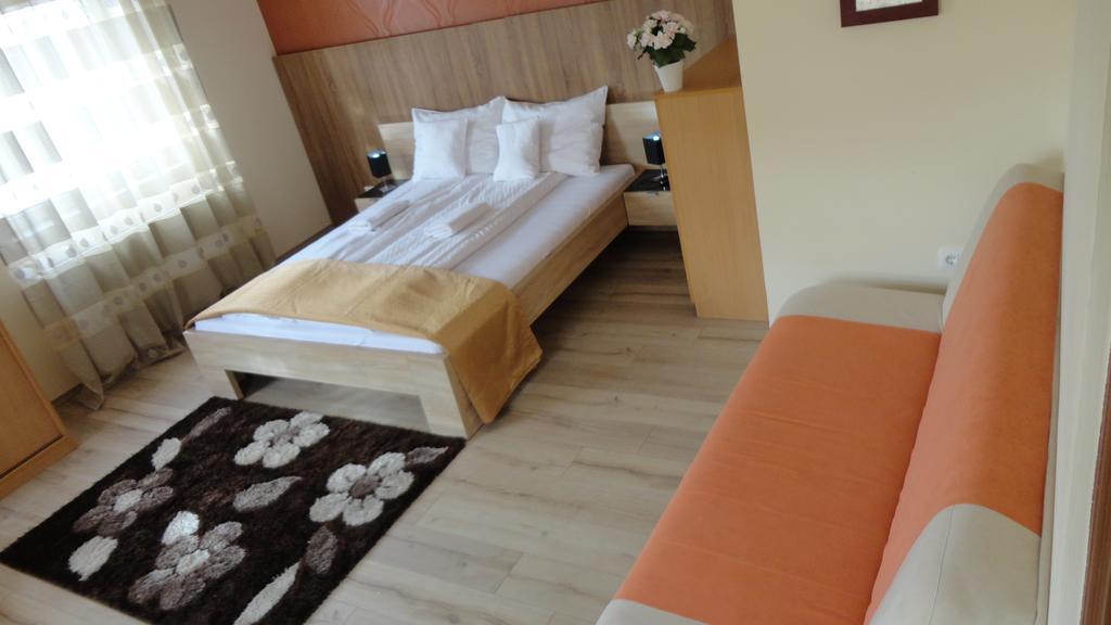 Hotel Centrum Сегед Екстериор снимка